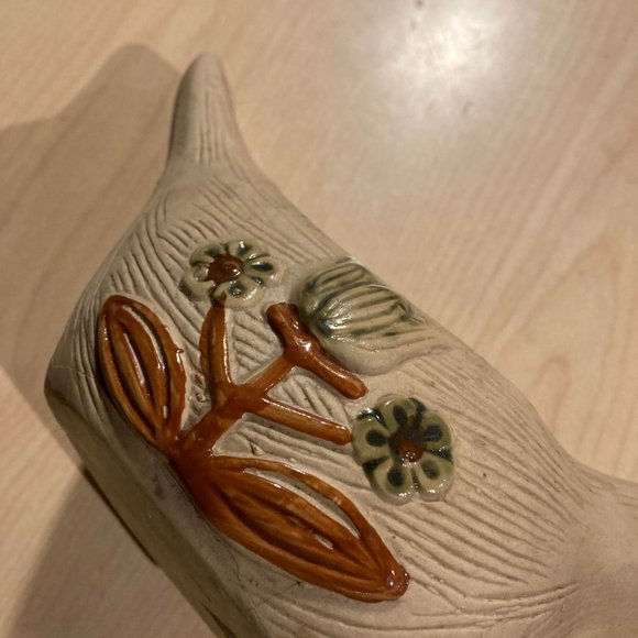 Vintage scandinavian pottery in the shape of a bird. Ceramic Hanging Flower Pot - Picture 6 of 11